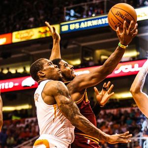 Image post by @ariannagrainey on Instagram