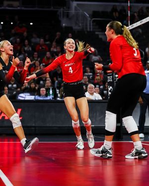 Image post by @gobearcatsvb on Instagram