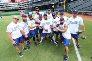 Image post by @rangersdetexas on Facebook