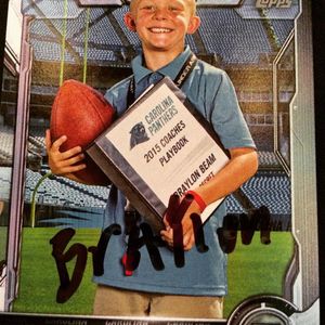 Image post by @roaringriot on Instagram