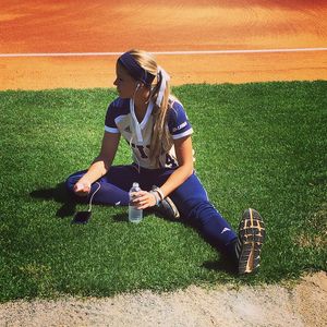 Image post by @fiusoftball on Instagram