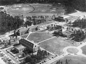 Image post by @uncw.alumni on Instagram