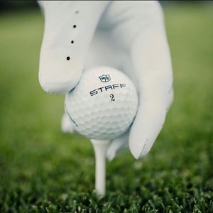 Image post by @wilsongolfcanada on Instagram