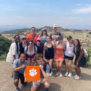 Image post by @ClemsonUniv on Twitter