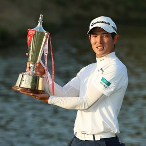 Image post by @taylormade_golf_japan on Instagram