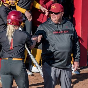 Image post by @iowastatesoftball on Instagram