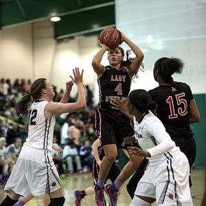 Image post by @nikegirlseybl on Instagram