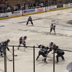 Image post by @readingroyals on Instagram