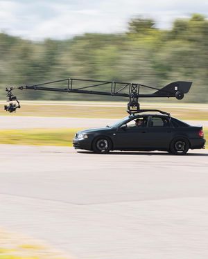 Image post by @motocrane_team on Instagram