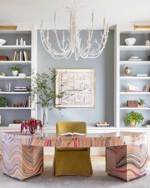 Image post by @julieneilldesigns on Instagram