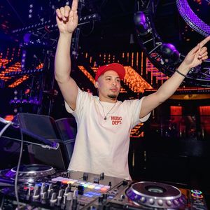 Image post by @yay3dayweekend on Instagram