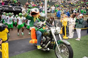 Image post by @oregonsportsphotos on Instagram