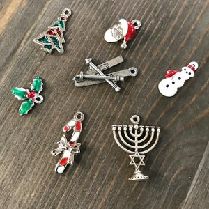 Image post by @beadcache on Instagram