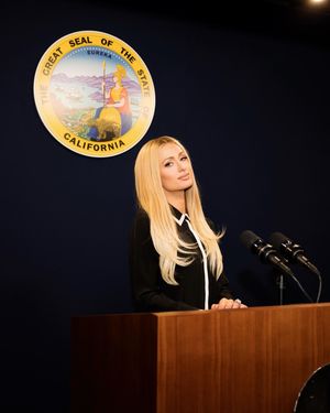 Image post by @parishilton on Instagram