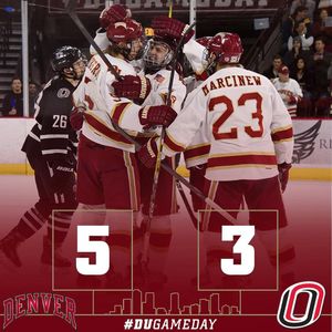 Image post by @du_hockey on Instagram