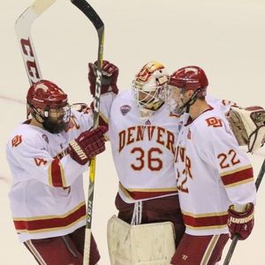 Image post by @du_hockey on Instagram