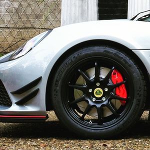 Image post by @lotuscars on Instagram