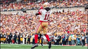 Video post by @49ers on YouTube