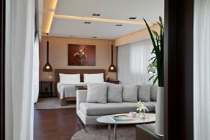 Image post by @hotelmadero on Instagram