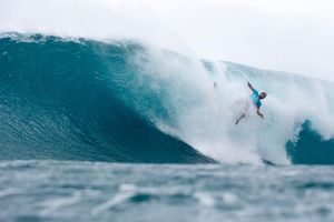 Image post by @wsl.qs on Instagram