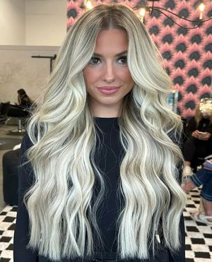 Image post by @behindthechair_com on Instagram