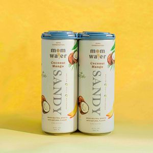 Image post by @drinkmomwater on Instagram