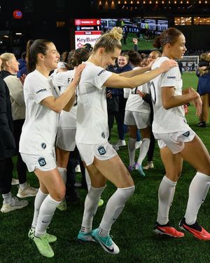 Image post by @daznwomensfootball on Instagram