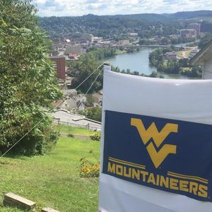 Image post by @wvuswimdive on Instagram