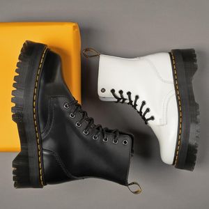 Image post by @journeys on Instagram