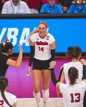 Image post by @HuskerVB on Twitter