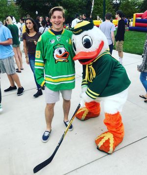 Image post by @uohockey on Instagram