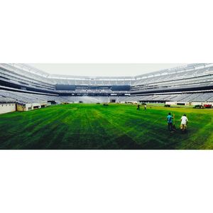 Image post by @metlifestadium on Instagram