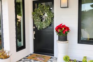 Image post by @rogersgardens on Instagram