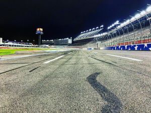 Image post by @jeffgordonweb on Instagram