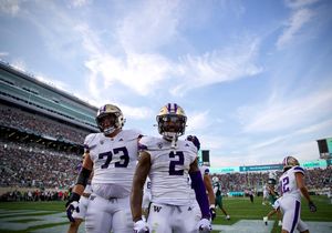 Image post by @uw_football on Instagram