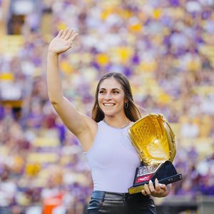 Image post by @lsusoftball on Instagram