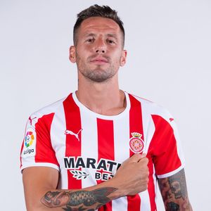 Image post by @gironafc on Instagram