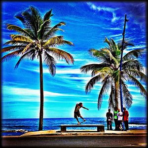Image post by @mannysantiago on Instagram