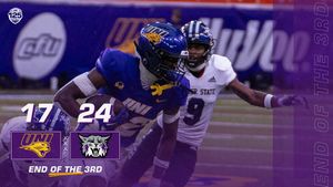 Image post by @UNIFootball on Twitter