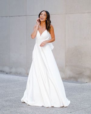 Image post by @theknot on Instagram