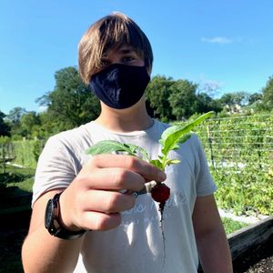 Image post by @kidsgardening on Instagram