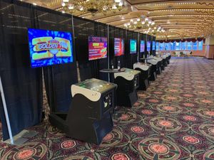 Image post by @GoldenTee on Facebook
