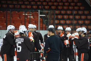 Image post by @bgfalconhockey on Instagram