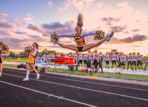 Image post by @ariannagrainey on Instagram