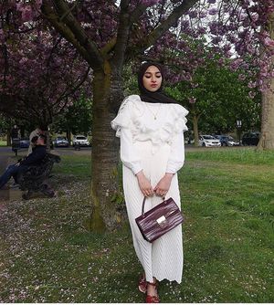 Image post by @amaliah_com on Instagram