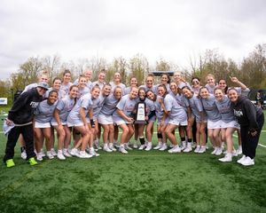 Image post by @ithacawlax on Instagram