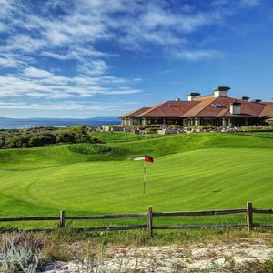 Image post by @pebblebeachresorts on Instagram