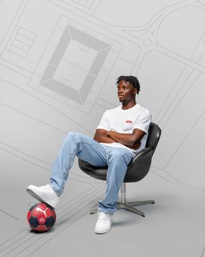 Image post by @redbullshop on Instagram
