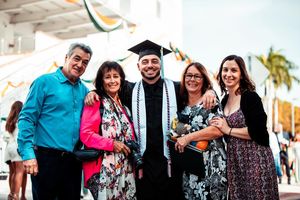 Image post by @univmiami on Instagram