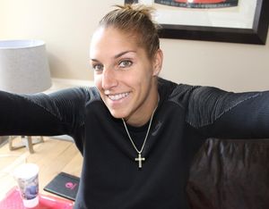 Image post by @de11edonne on Instagram